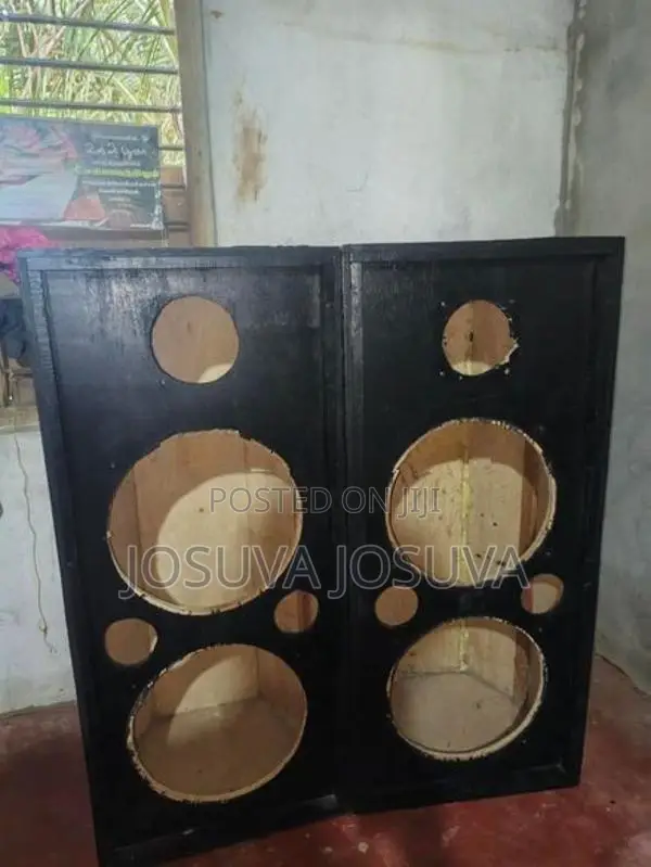 JBL Empty Speaker Box