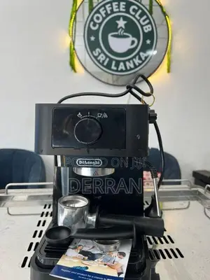 DELONGHI coffee maker