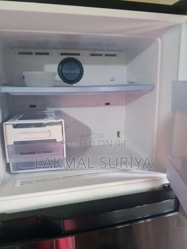 RT42 415 L Refrigerator