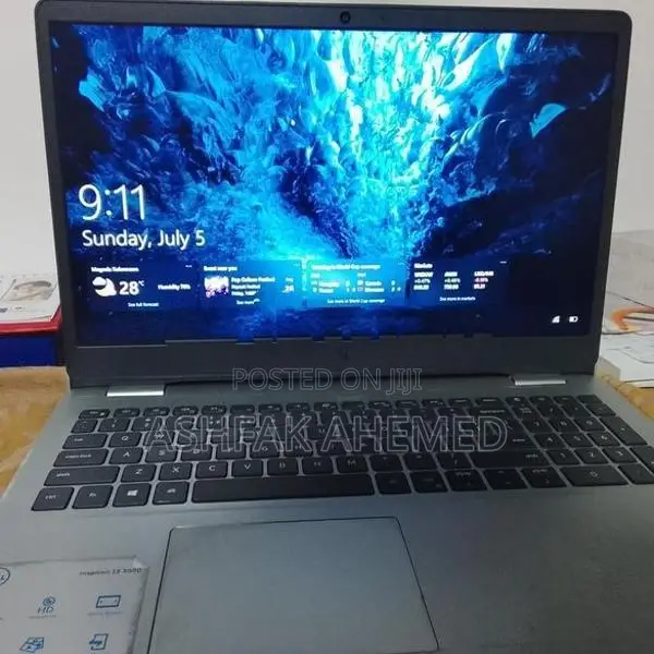 Dell Inspiron 15 3000 Laptop