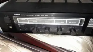 Yamaha Stereo Amplifier