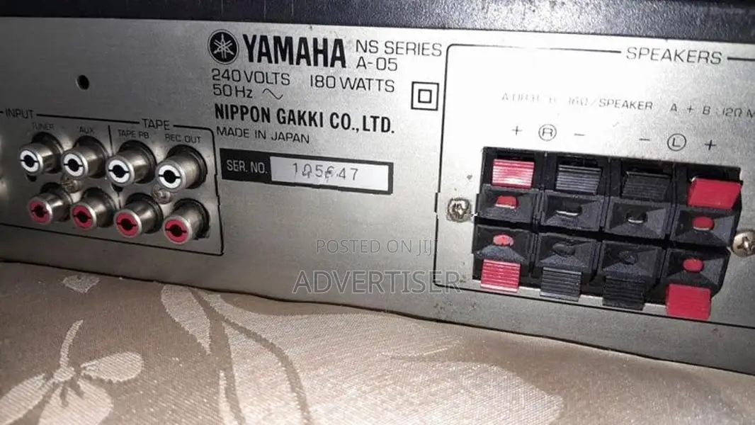Yamaha Stereo Amplifier