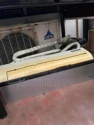 12000 BTU Ceiling Mounted Inverter