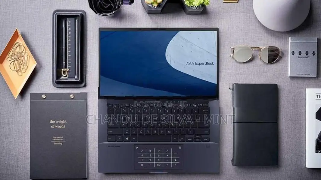 ASUS Expertbook