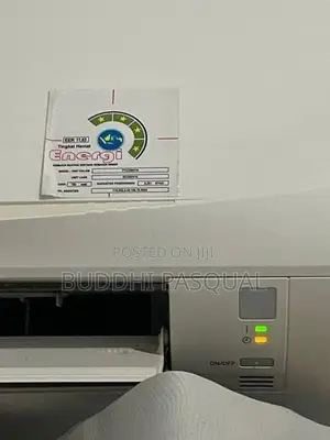 12,000 BTU Daikin Air Conditioner