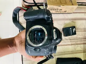 Canon 5d Mark iii with Speedlight