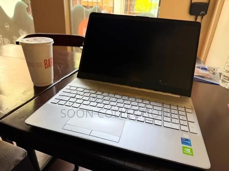 12th Gen i7Hp Lapotop for Sale