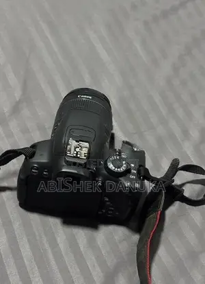 Canon EOS Kiss X6i