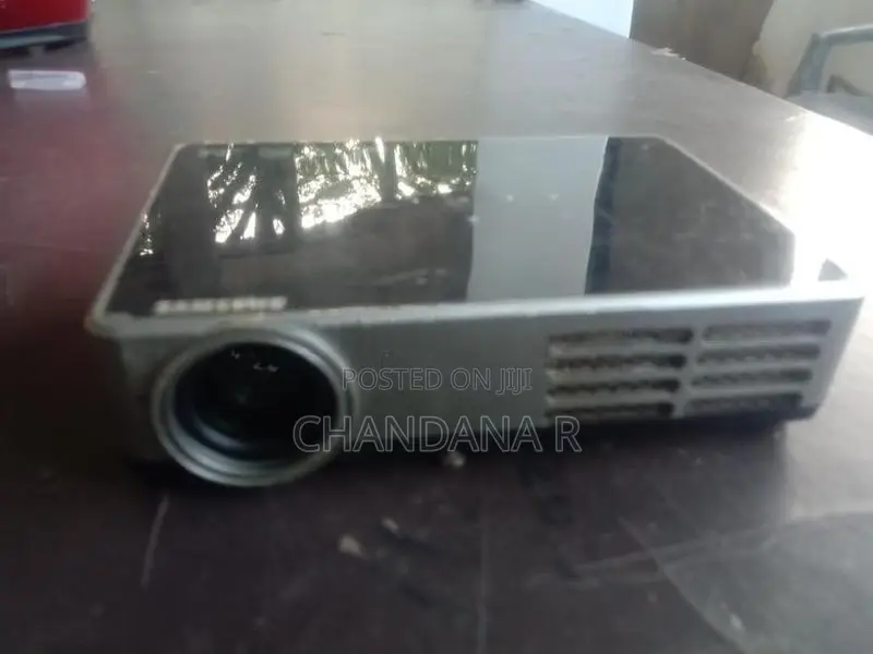 Samsung DLP Projector