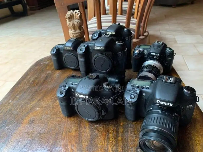canon 5D mark 3 , 2 6D DSLR body