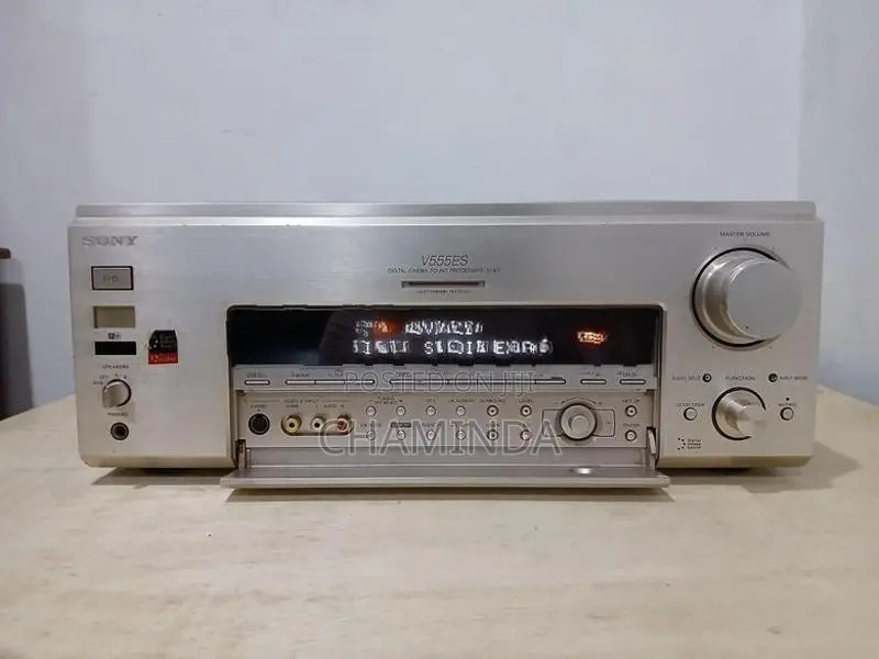Sony STR-V555ES