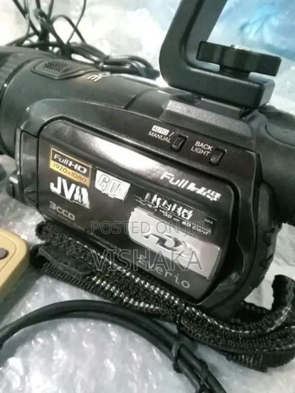 JVC Video Camera Everio 3CCD 60GB Camcorder