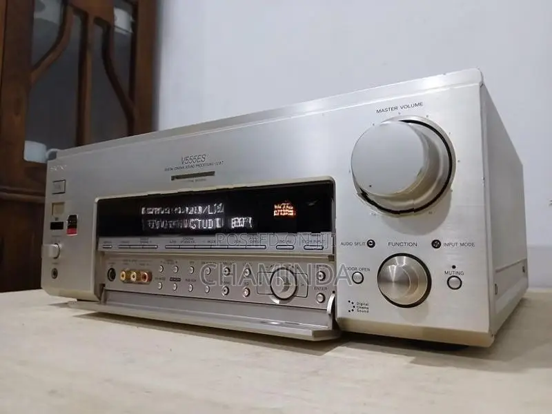 Sony STR-V555ES