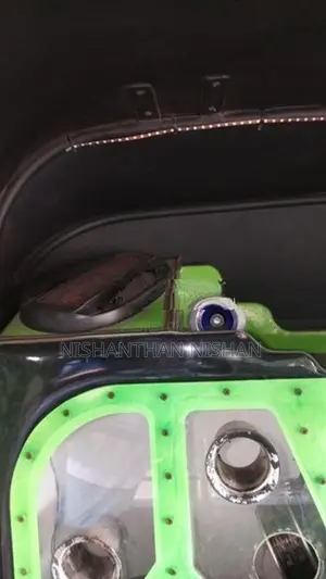 three wheel speaker set
