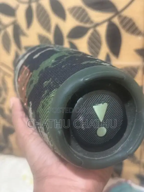 JBL Charge 5