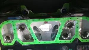 three wheel speaker set