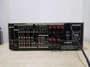 Sony STR-V555ES