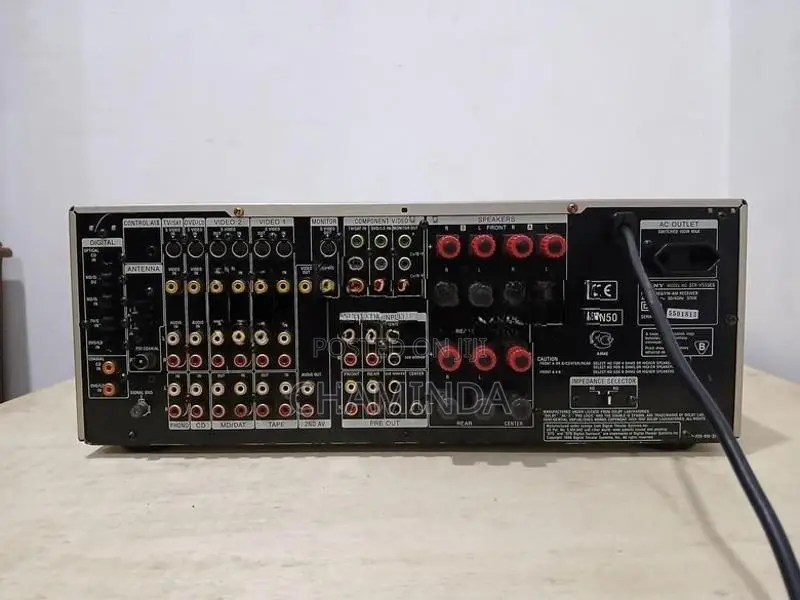 Sony STR-V555ES