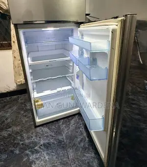 Samsung 324L Refrigerator