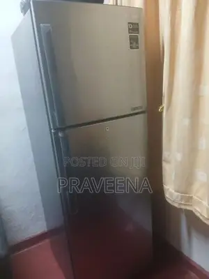 Refrigerator- Samsung Digital Invertor