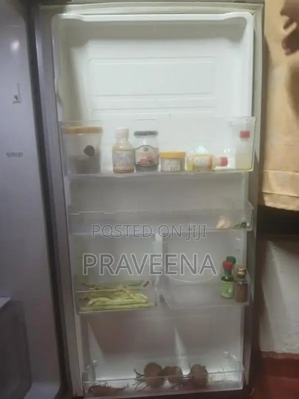 Refrigerator- Samsung Digital Invertor