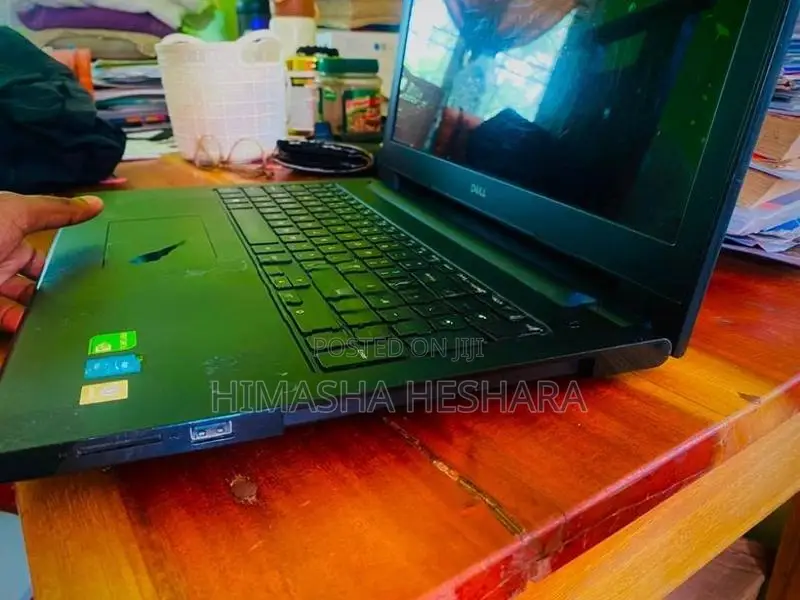 Dell Laptop i7