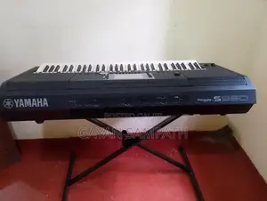 Yamaha i455 Keyboard