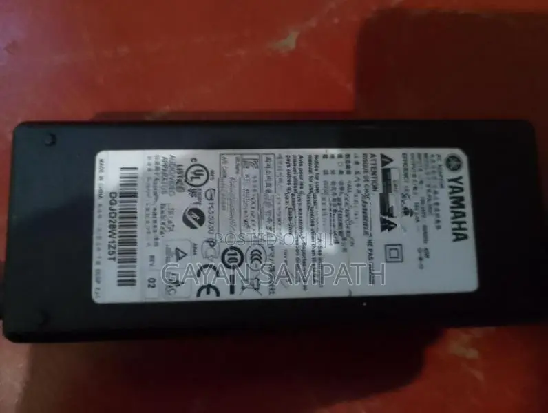 Yamaha i455 Keyboard