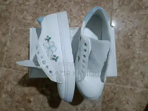 Sneakers for Women