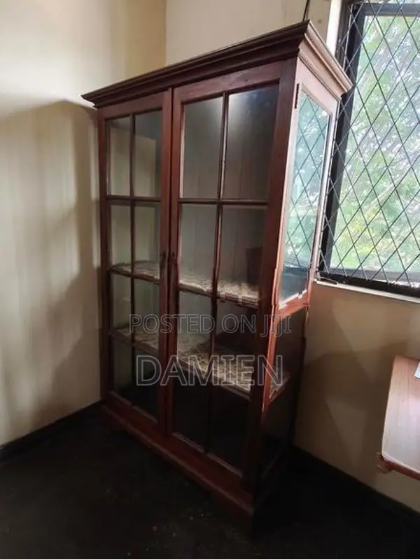 Book cupboard