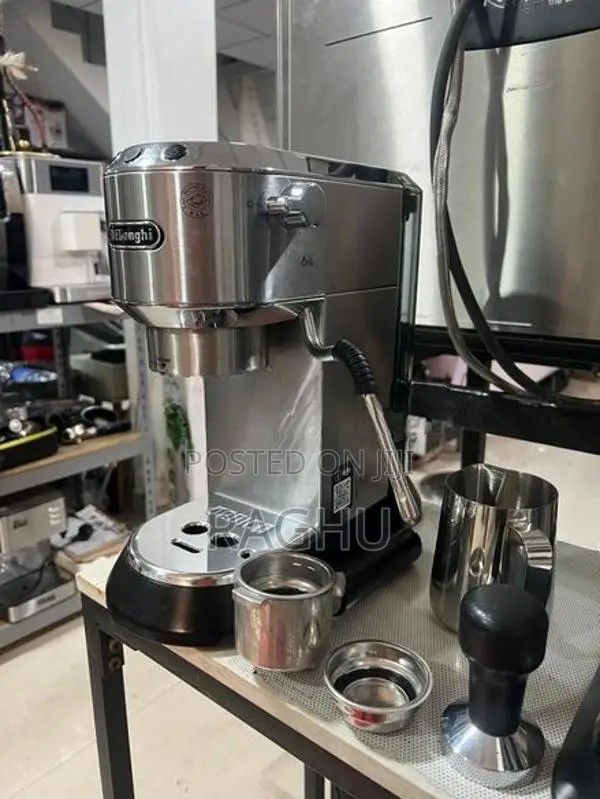 Delonghi Dedica Arte