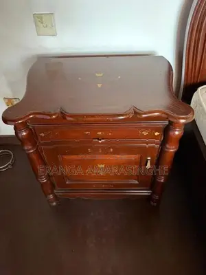 Rosewood King Bed
