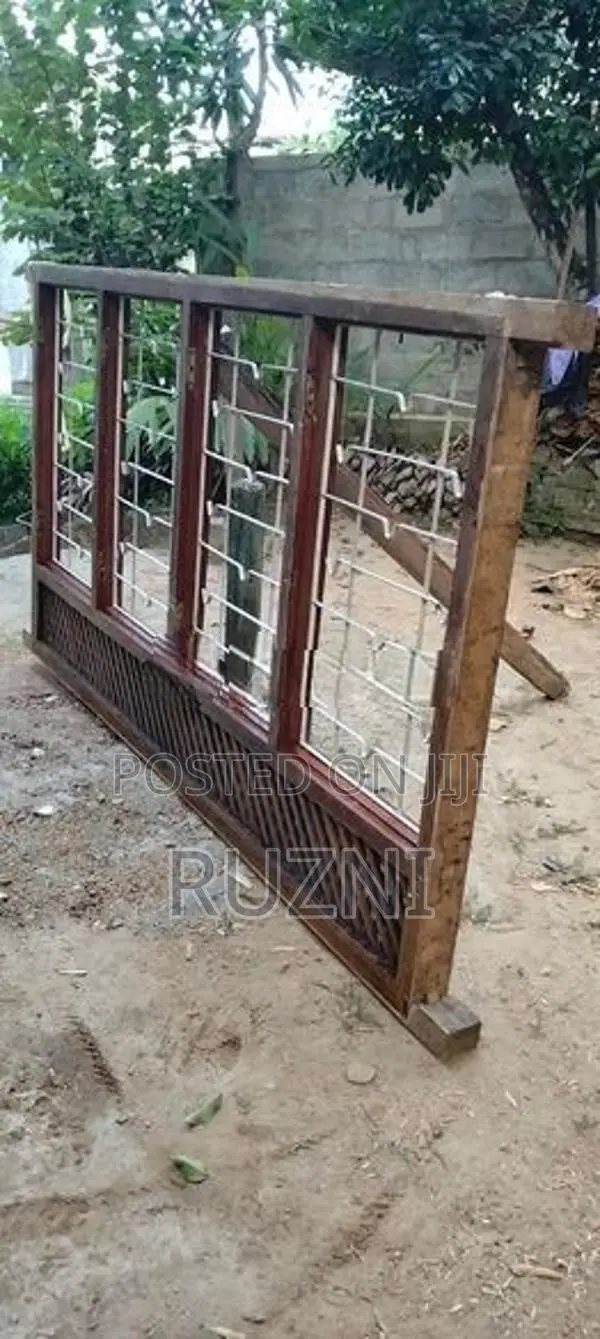 Solid Wooden 4-Panel Window Set (කළුවර ලී)