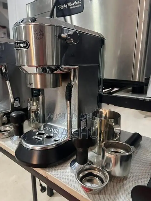 Delonghi Dedica Arte