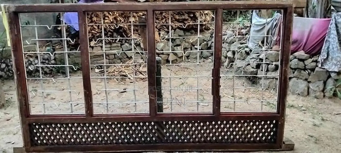 Solid Wooden 4-Panel Window Set (කළුවර ලී)