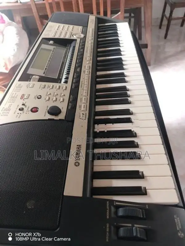Keyboard Yamaha PSR-740