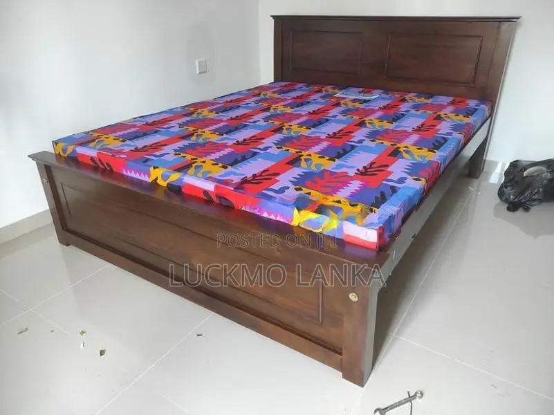 New 6x5 Size Teak Box Bed With Double Layer Mattress (Y40)