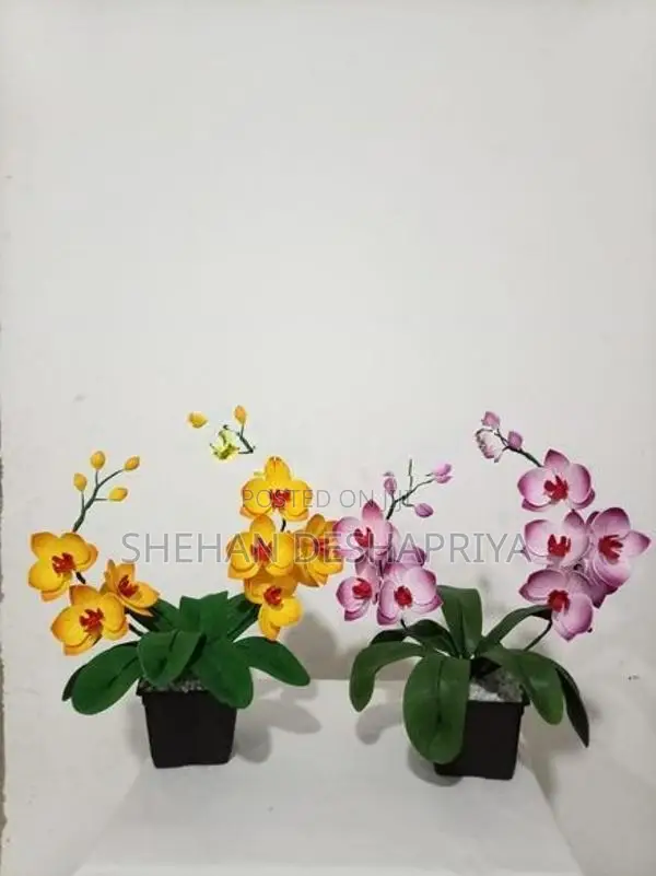 Table Decorative Vase