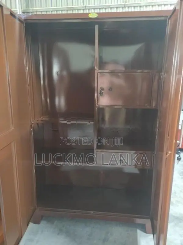 New 6x4 Steel Cupboard with Mirror (Y11)