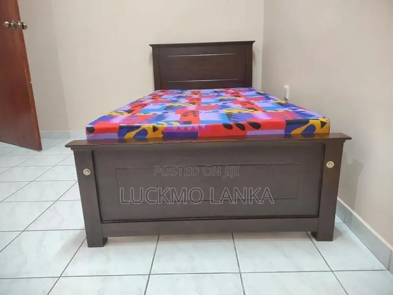 New 6x3 Size Teak Box Bed With Double Layer Mattress (Y37)