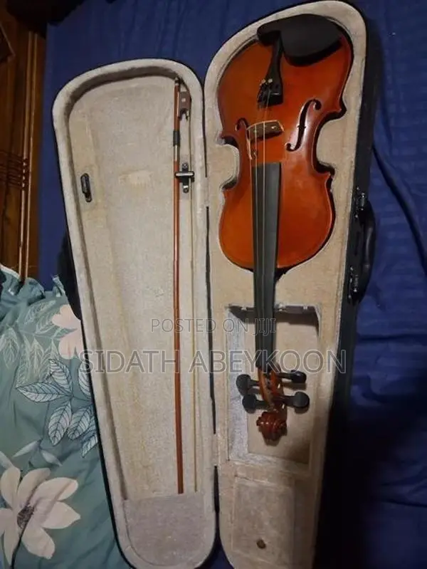 Lark Violin