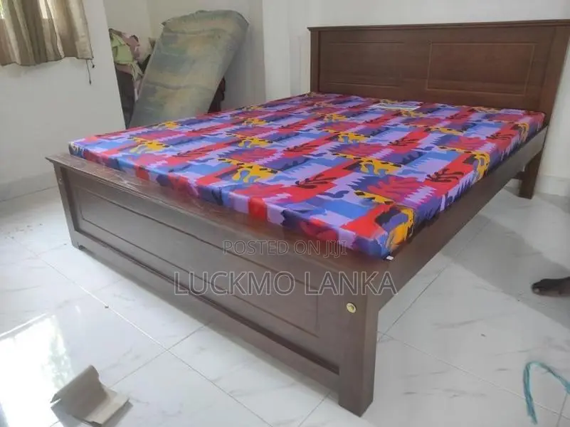 New 6x5 Size Teak Box Bed With Double Layer Mattress (Y40)