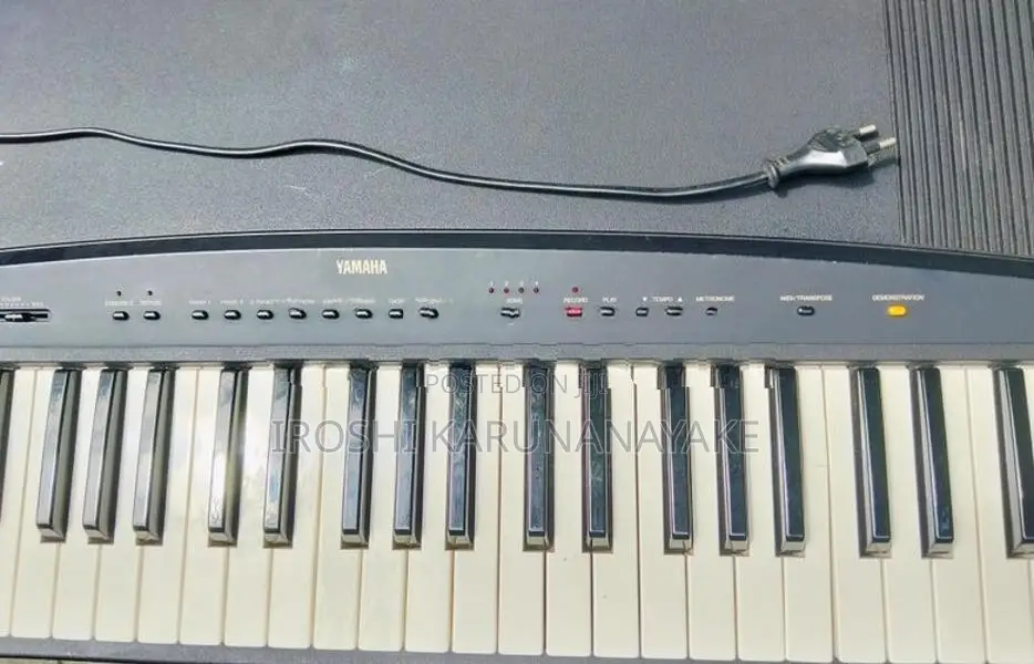 Yamaha YPP-35 Electric Keyboard