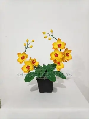 Table Decorative Vase