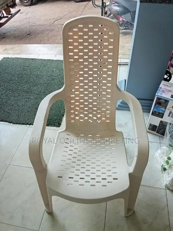 Relax Chair (L-19)