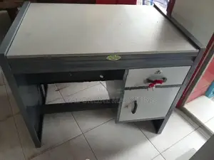 3 by 2 Steel Cashier Table (M-19)