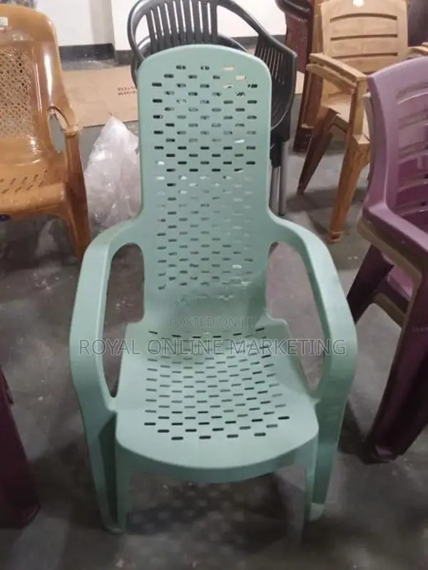 Relax Chair (L-19)