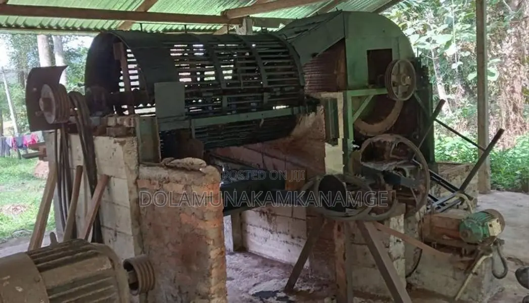 D1 machine (coir dust)
