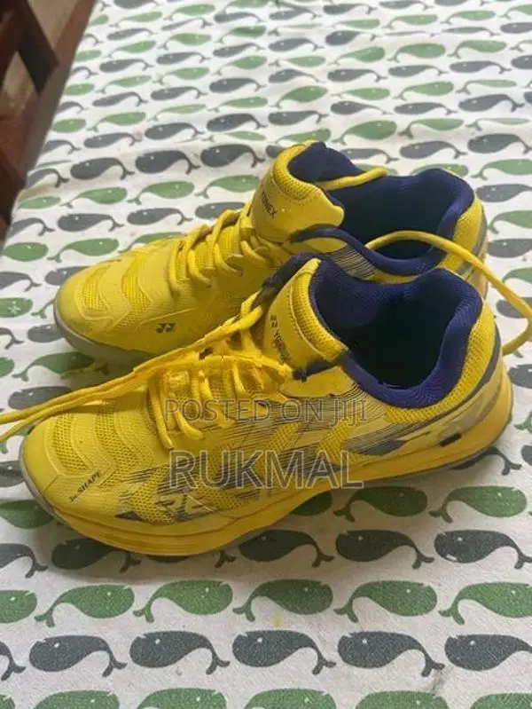 Badminton Shoes