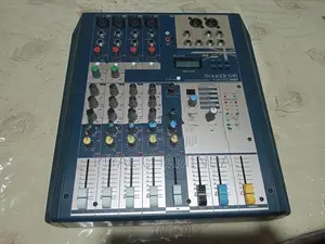 Professional Speaker Set